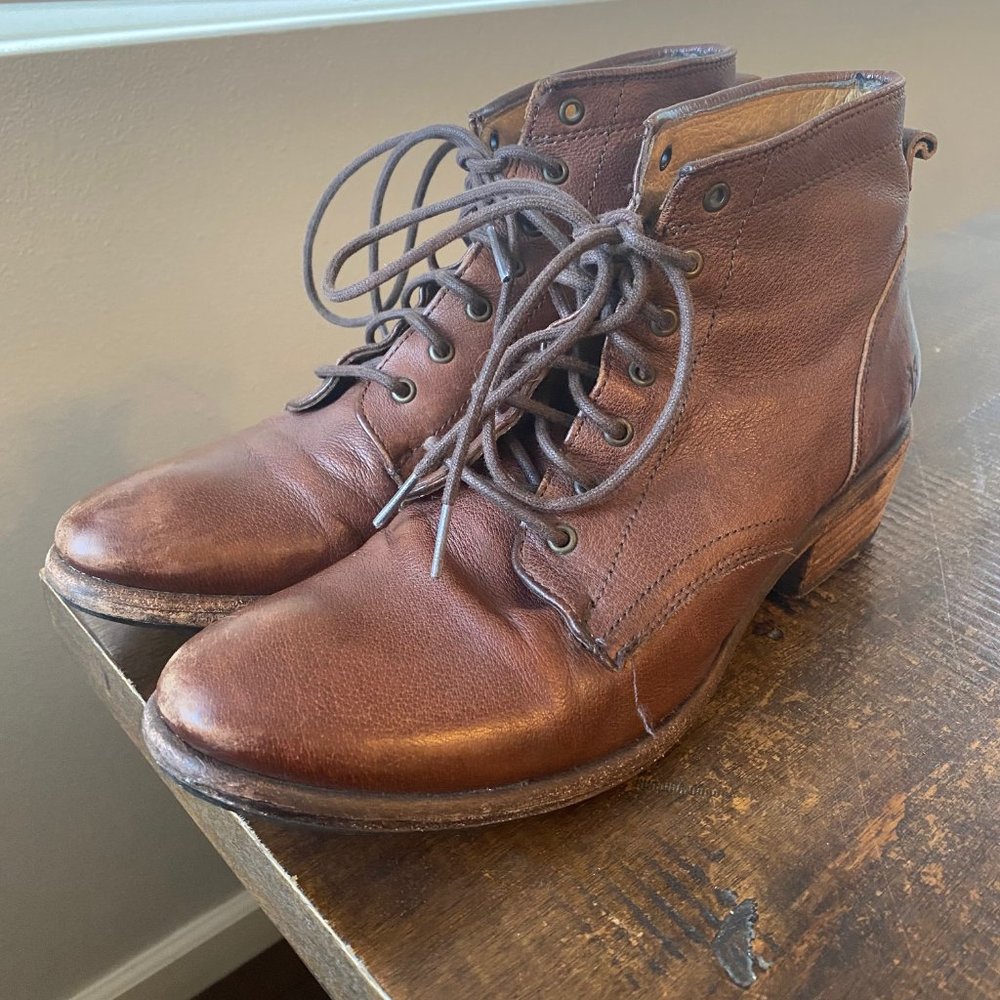 Frye Women's Carson Lace-Up Brown Leather Ankle Boots Size 8 B 77335